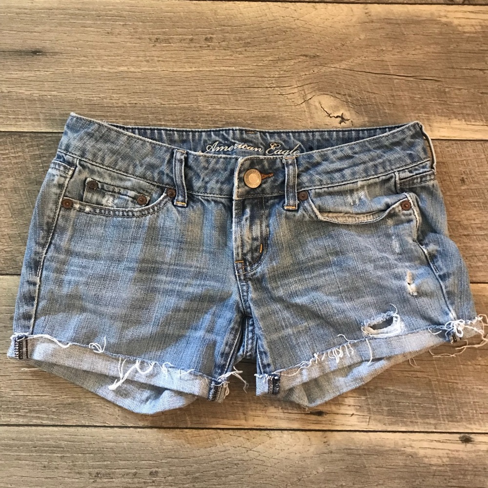 American Eagle favorite boyfriend jean shorts 2